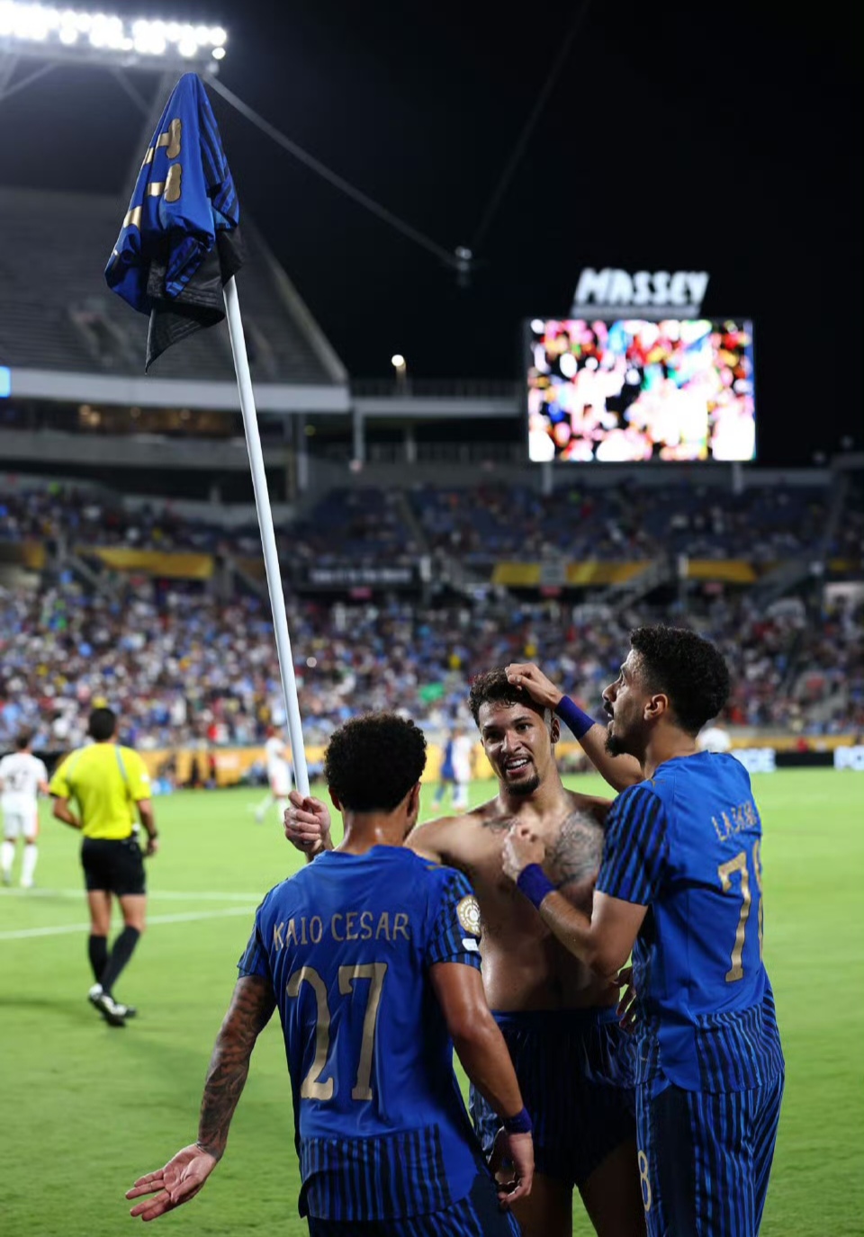 赛前突围战来临,曼联围绕意甲回应争议,态度坚定,身体对抗强度拉满的简单介绍 赛前突围战来临,曼联围绕意甲回应争议,态度坚定,身体对抗强度拉满的简单介绍