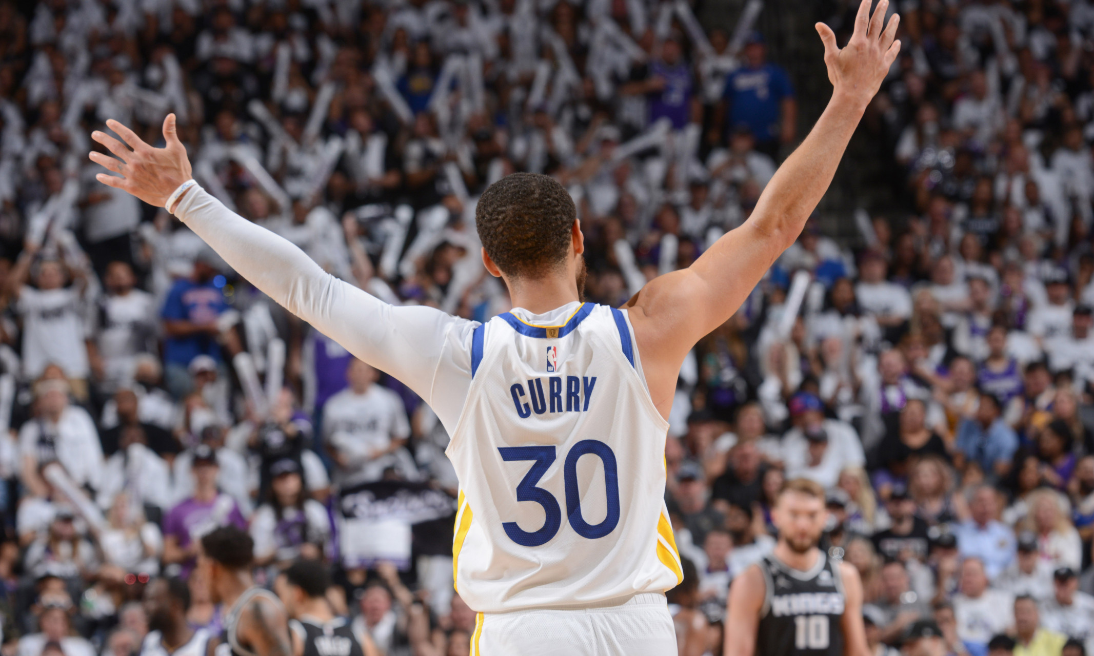 尤文图斯发布备战花絮；冲刺阶段豪取连胜；NBA季后赛任务艰巨；球队文化再被提及的简单介绍