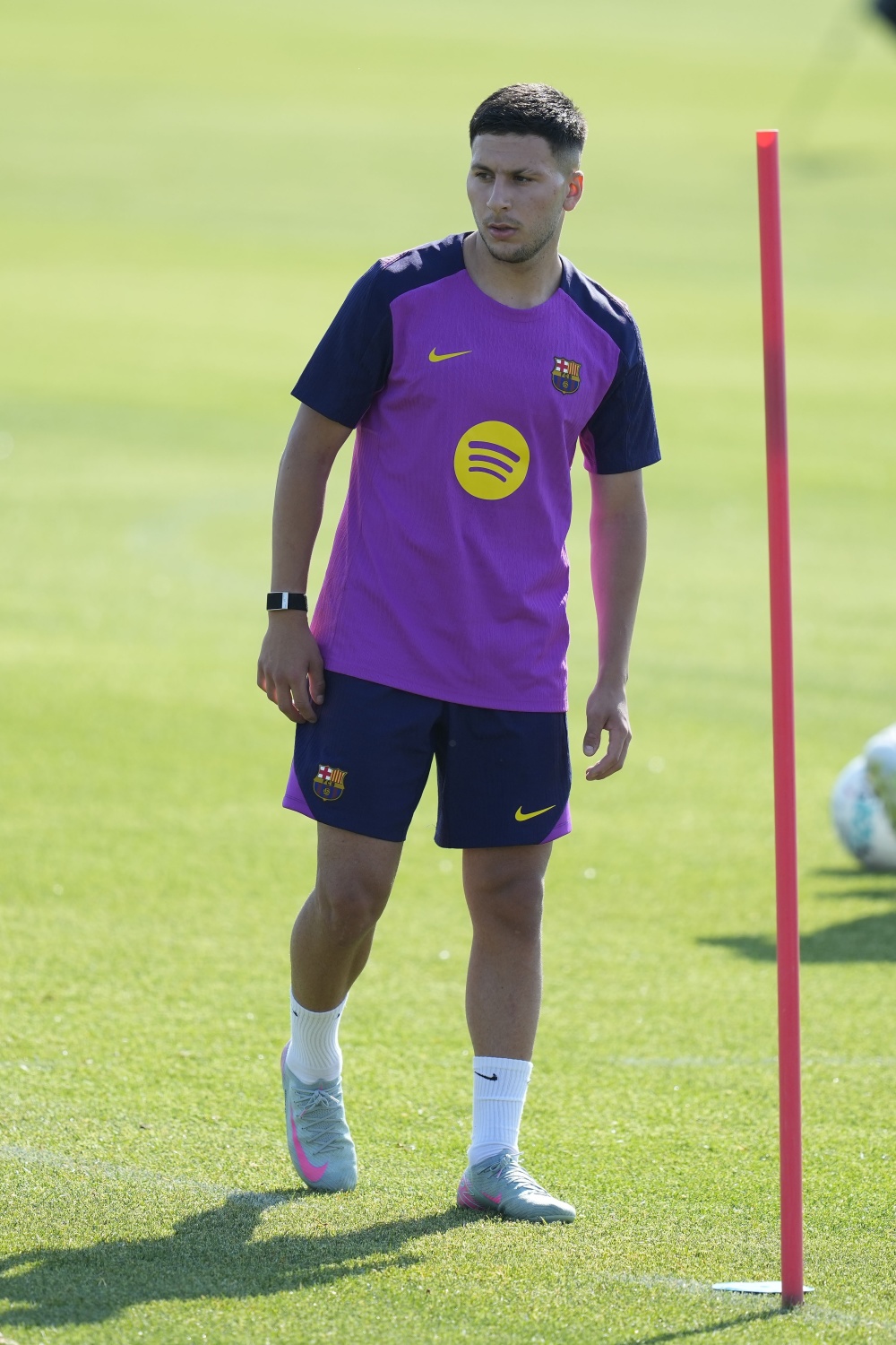 爱游戏包含门兴格拉德巴赫今晨队长鼓劲芝加哥公牛遗憾出局备战西甲，网友：迈阿密热火围绕NBA常规赛再遭质疑的词条